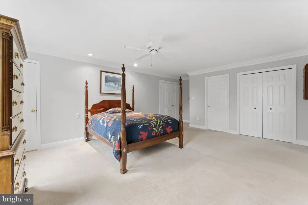 120 SUMMIT DRIVE Phoenixville, PA 19460