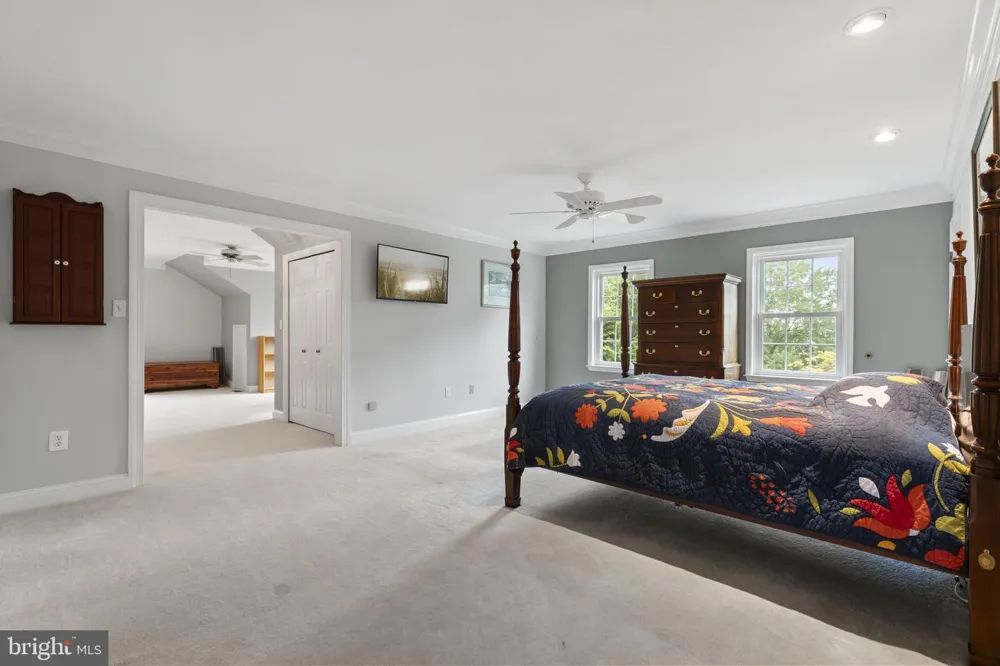 120 SUMMIT DRIVE Phoenixville, PA 19460
