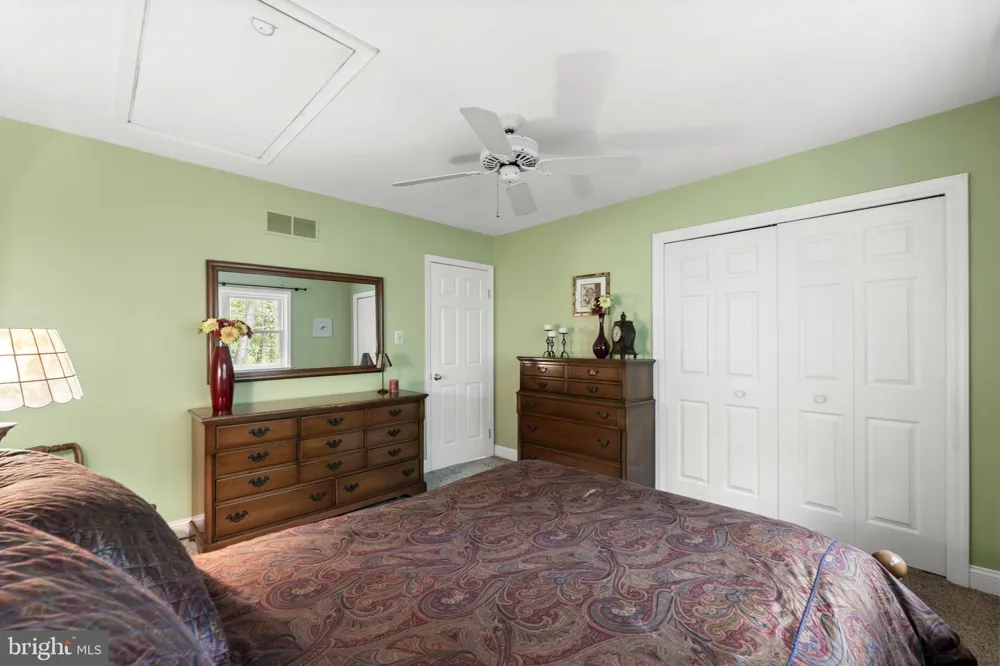 120 SUMMIT DRIVE Phoenixville, PA 19460