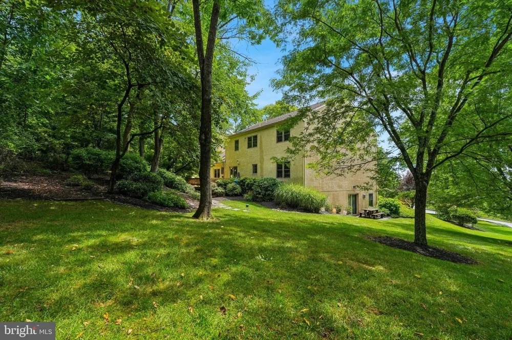120 SUMMIT DRIVE Phoenixville, PA 19460