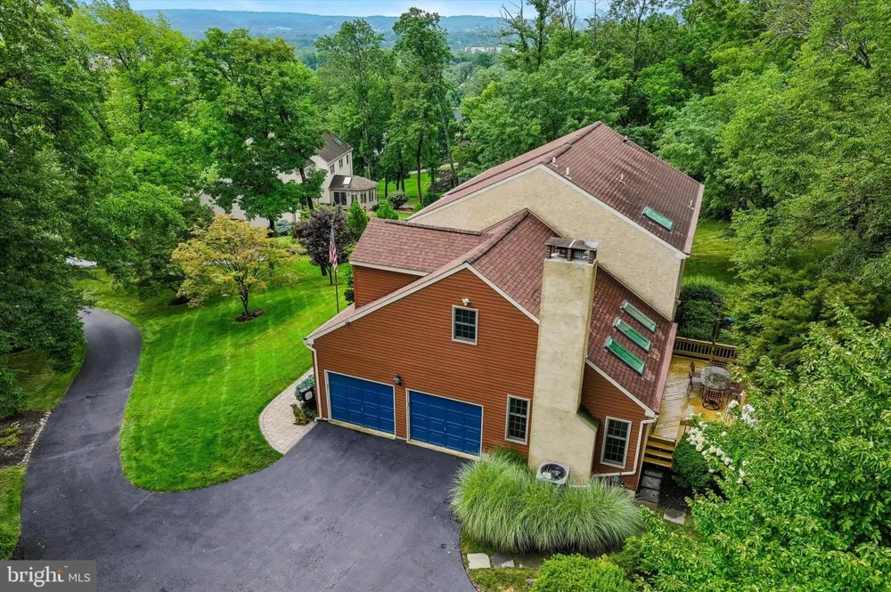 120 SUMMIT DRIVE Phoenixville, PA 19460