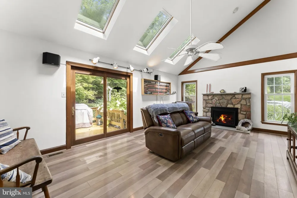 120 SUMMIT DRIVE Phoenixville, PA 19460