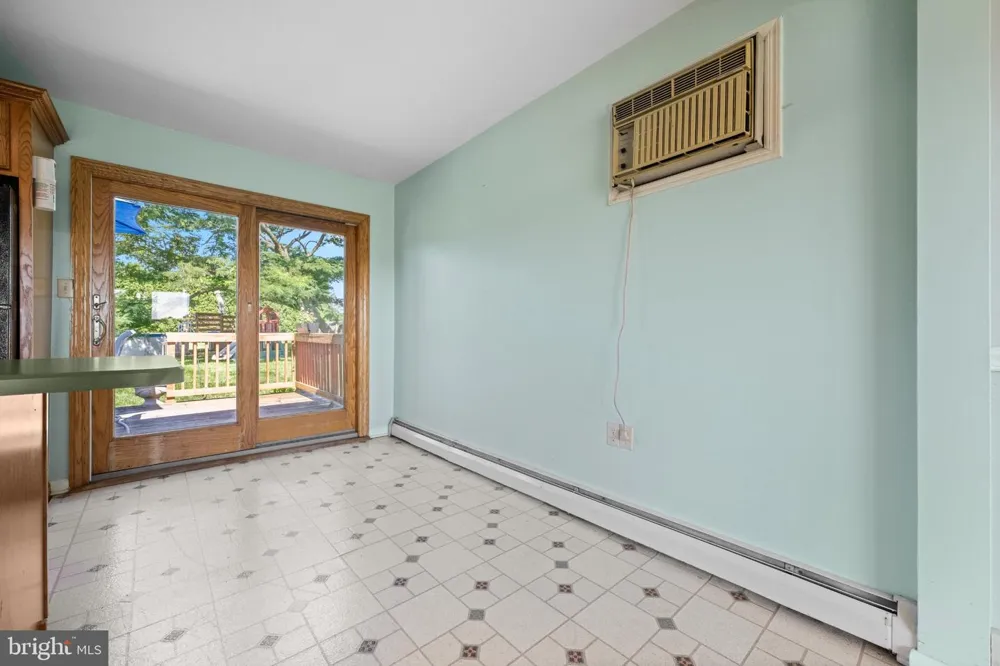 29 DAIRY LANE Barto, PA 19504
