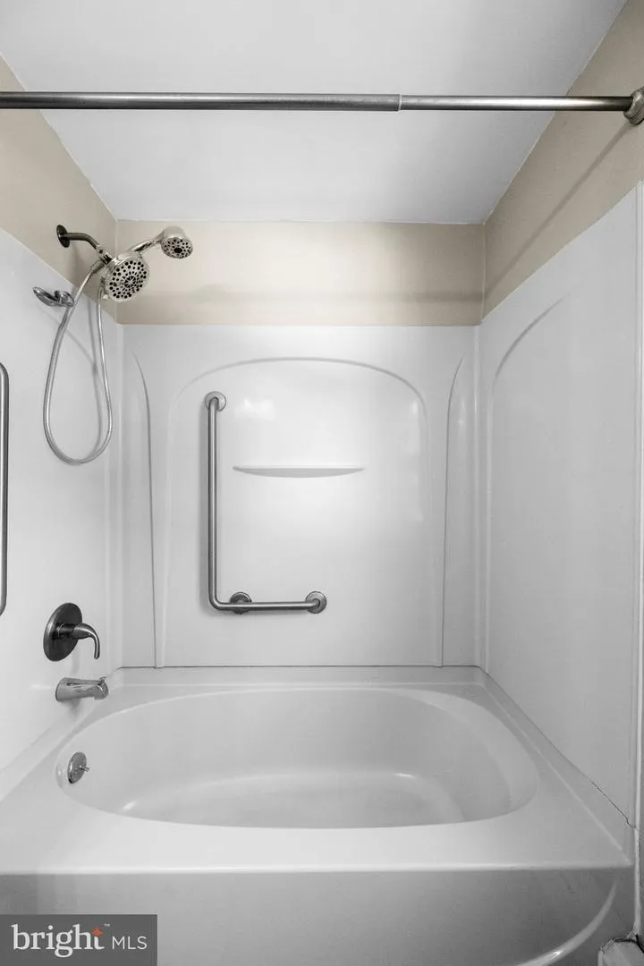 29 DAIRY LANE Barto, PA 19504