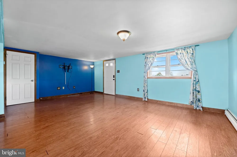 29 DAIRY LANE Barto, PA 19504