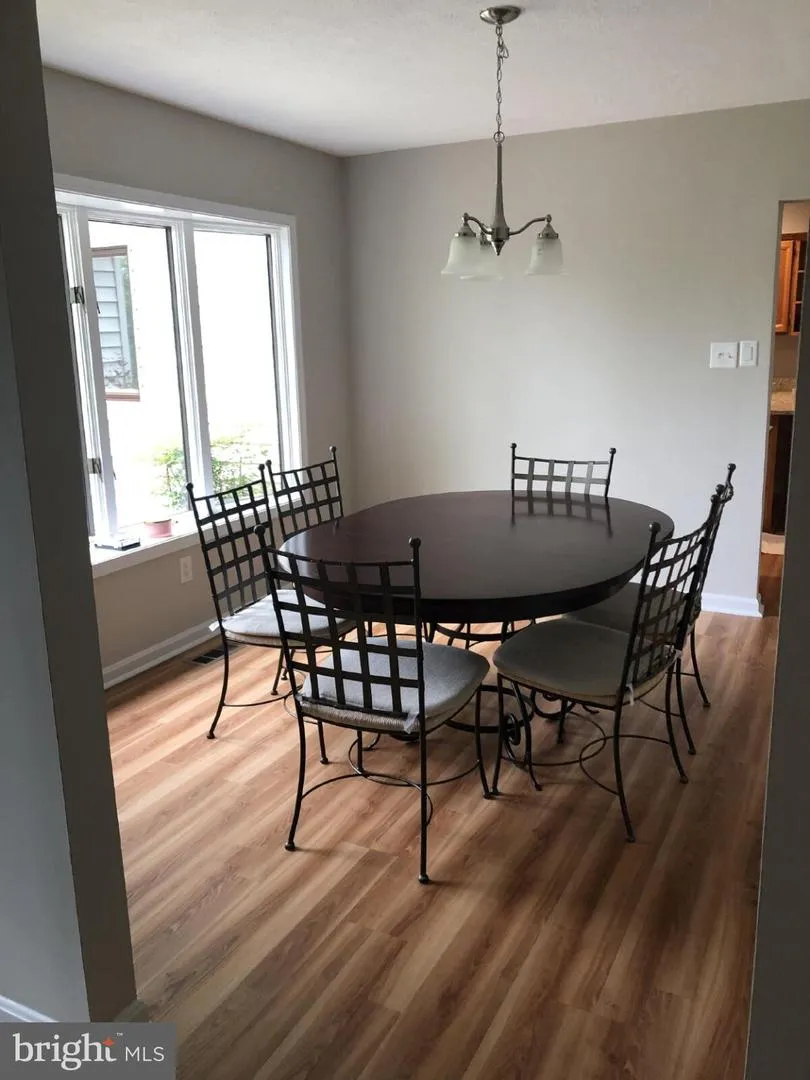 206 FAIRWAY CIRCLE Cross Junction, VA 22625