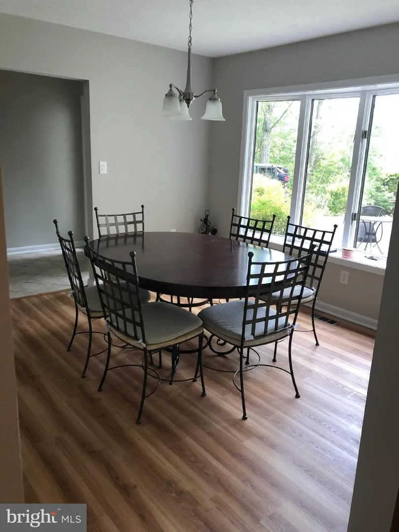 206 FAIRWAY CIRCLE Cross Junction, VA 22625
