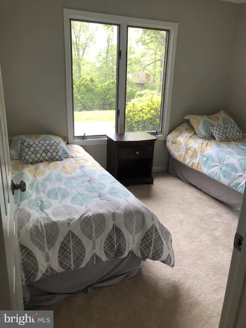 206 FAIRWAY CIRCLE Cross Junction, VA 22625