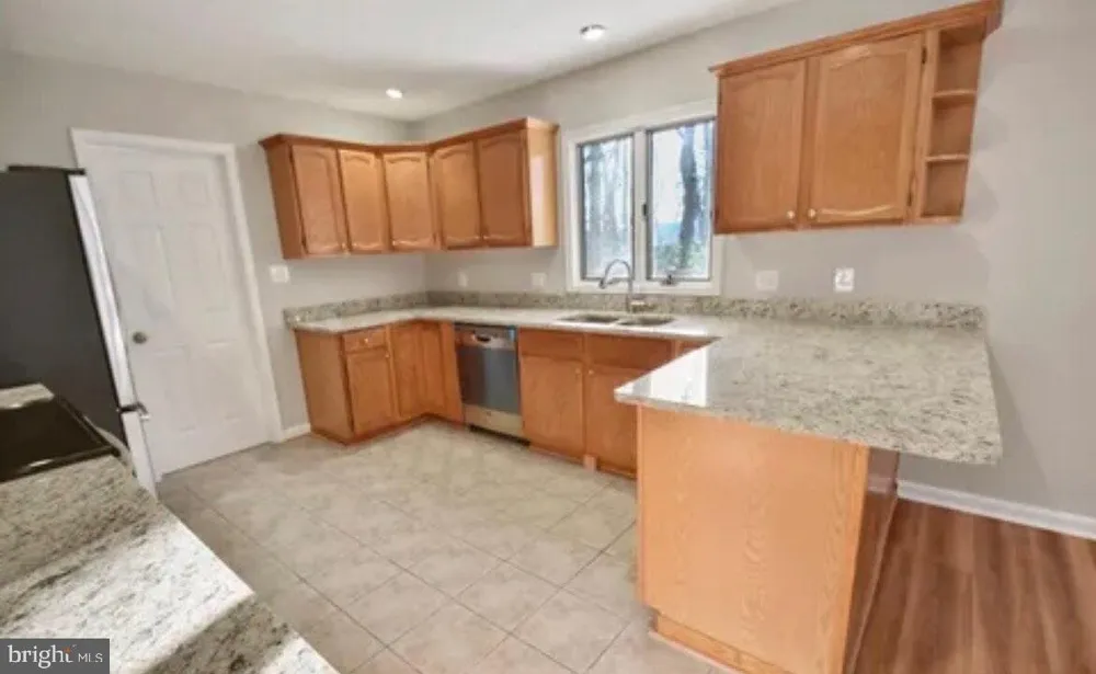 206 FAIRWAY CIRCLE Cross Junction, VA 22625