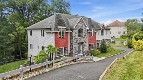 18 Puddingstone Rd