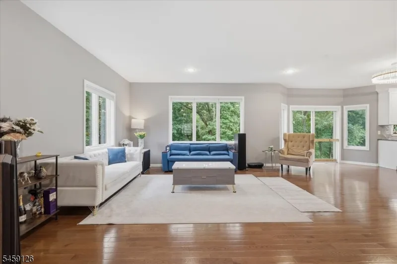 18 Puddingstone Rd Parsippany-Troy Hills, NJ 07950