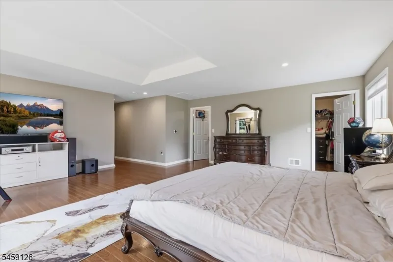 18 Puddingstone Rd Parsippany-Troy Hills, NJ 07950