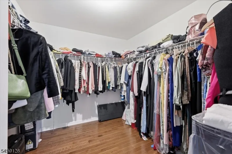 18 Puddingstone Rd Parsippany-Troy Hills, NJ 07950