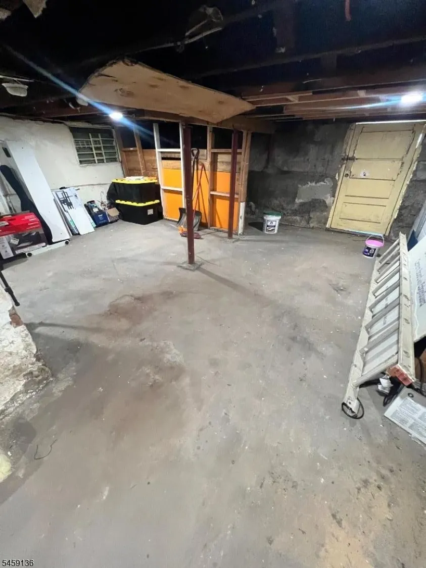 52 S State St Hackensack City, NJ 07601