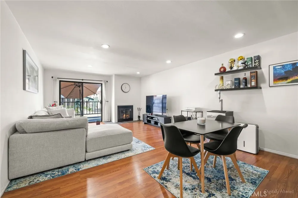 2599 Walnut Avenue #209 Signal Hill, CA 90755
