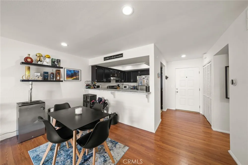 2599 Walnut Avenue #209 Signal Hill, CA 90755