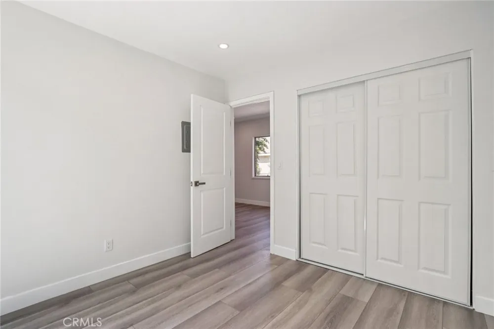 11034 Scoville Sunland, CA 91040