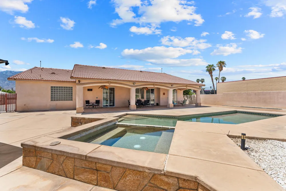 32100 Whispering Palms Trail Cathedral City, CA 92234