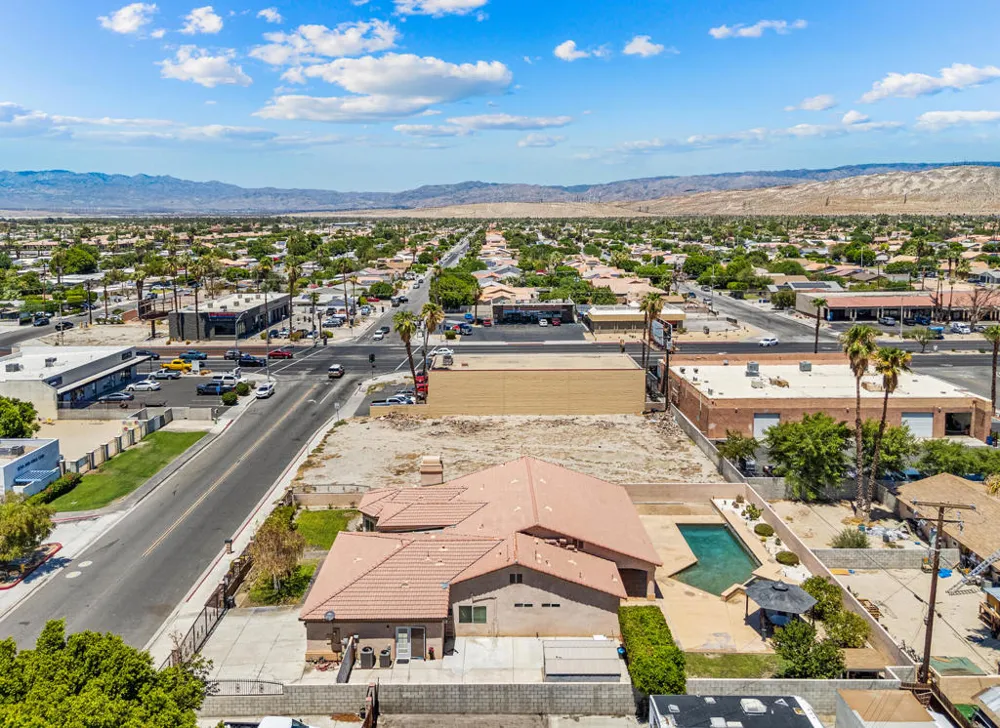 32100 Whispering Palms Trail Cathedral City, CA 92234