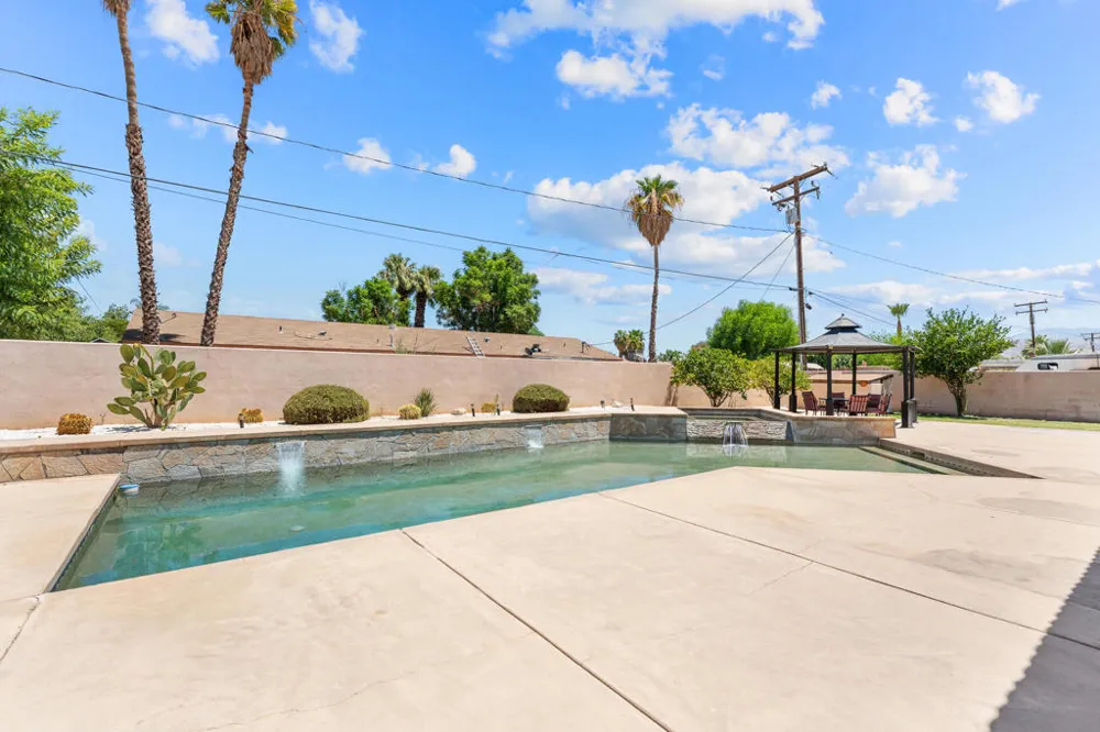32100 Whispering Palms Trail Cathedral City, CA 92234