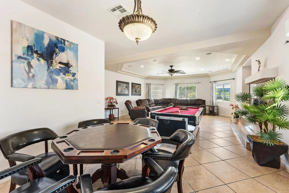 32100 Whispering Palms Trail Cathedral City, CA 92234
