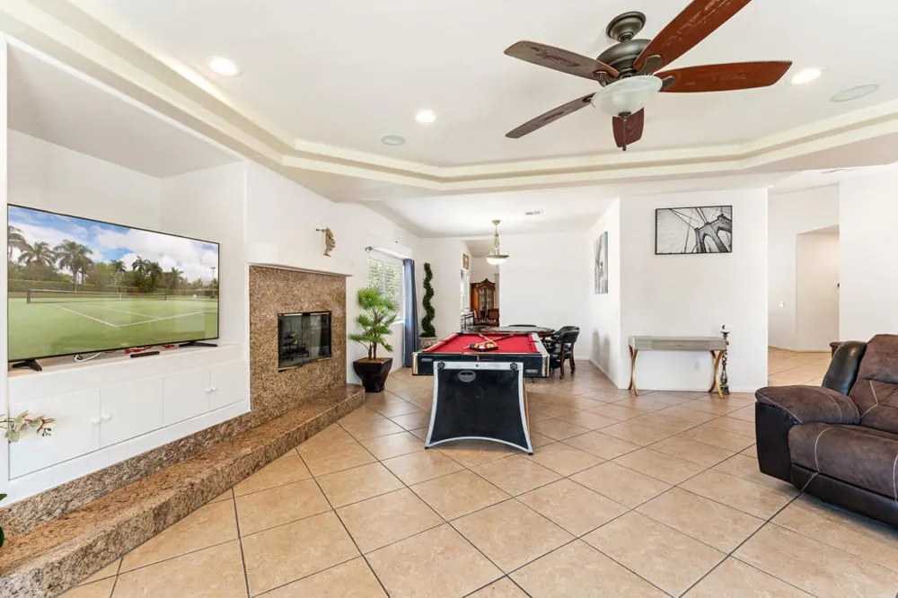 32100 Whispering Palms Trail Cathedral City, CA 92234