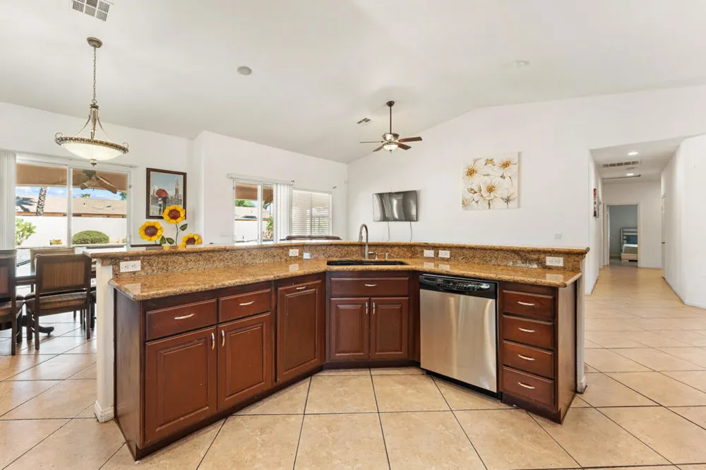 32100 Whispering Palms Trail Cathedral City, CA 92234