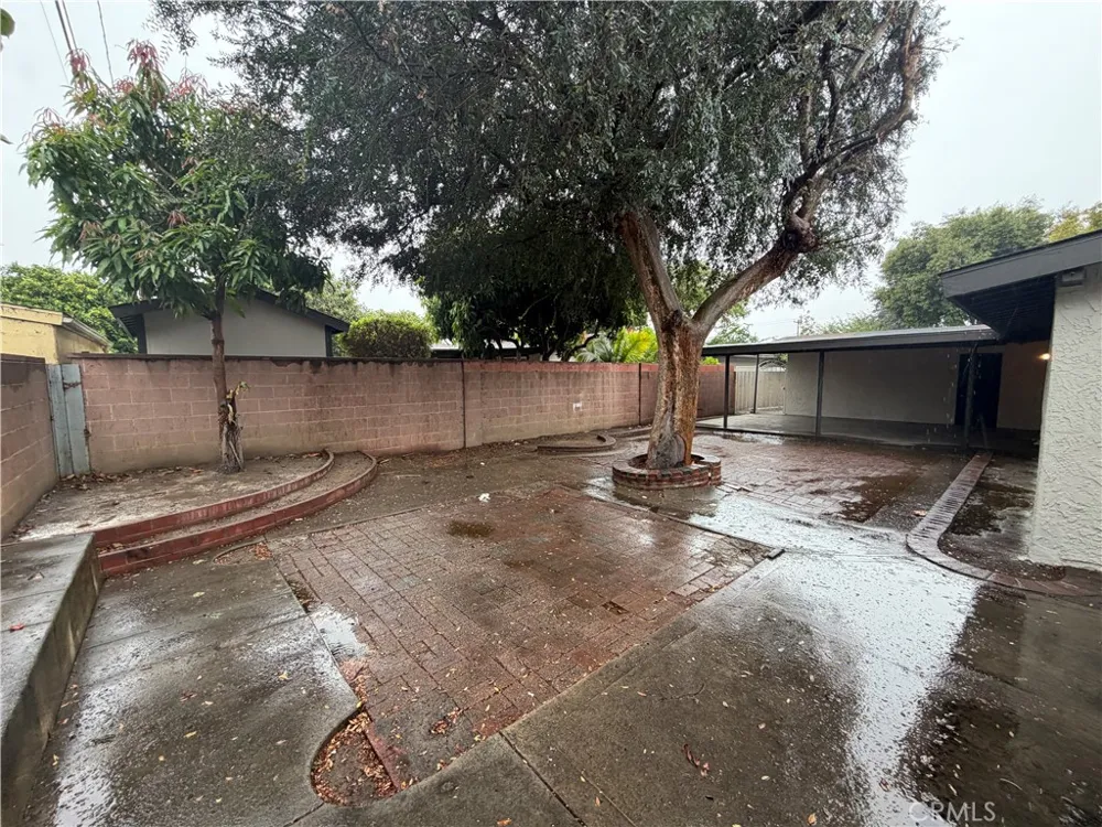 1251 Kilson Drive Santa Ana, CA 92707