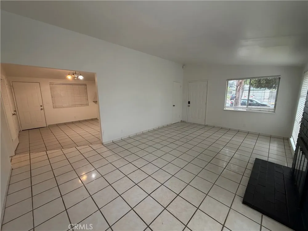 1251 Kilson Drive Santa Ana, CA 92707