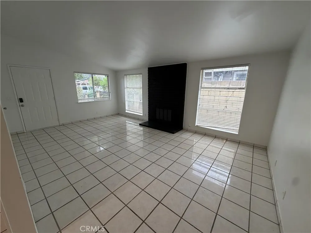 1251 Kilson Drive Santa Ana, CA 92707