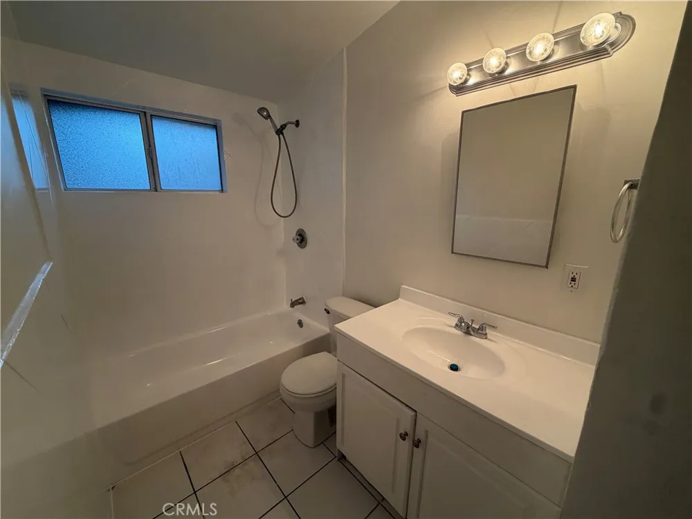1251 Kilson Drive Santa Ana, CA 92707