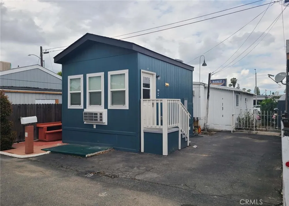 11825 Washington #18 Whittier, CA 90906
