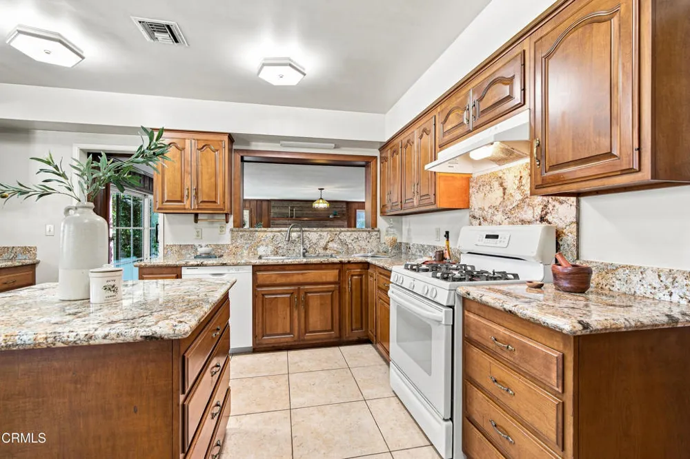 8441 Woodlawn Avenue San Gabriel, CA 91775