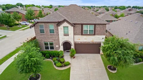 801 Oriel Circle