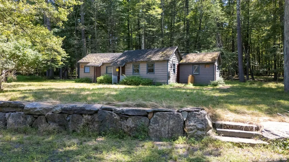 20 Country Club Lane Woodstock, NY 12498