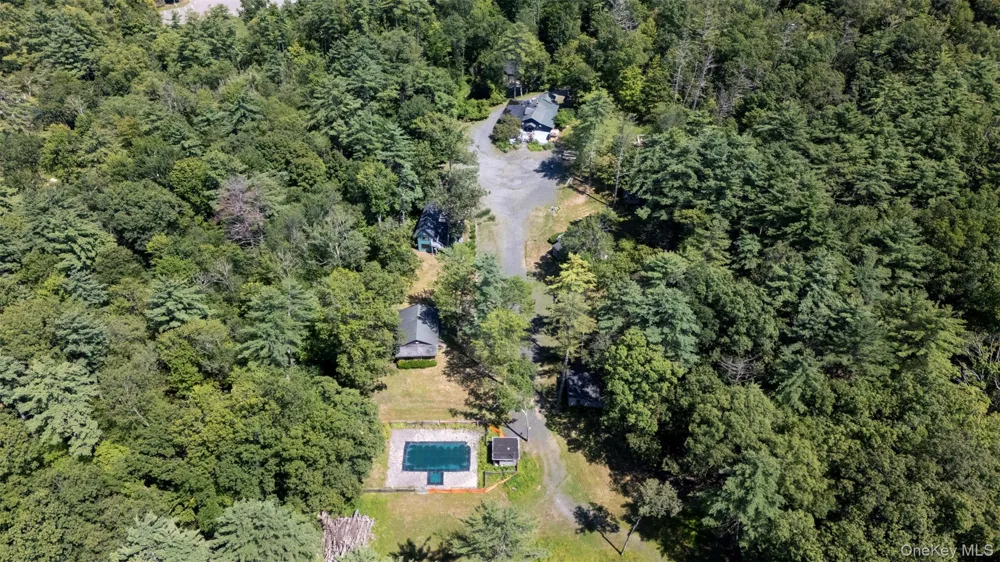 20 Country Club Lane Woodstock, NY 12498
