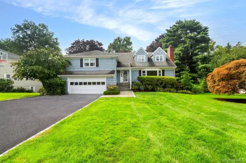 18 Shady Brook Lane