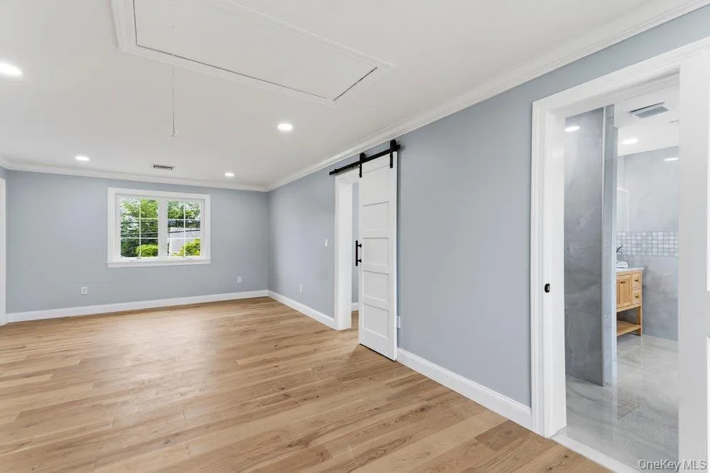 10 california Street Hicksville, NY 11801