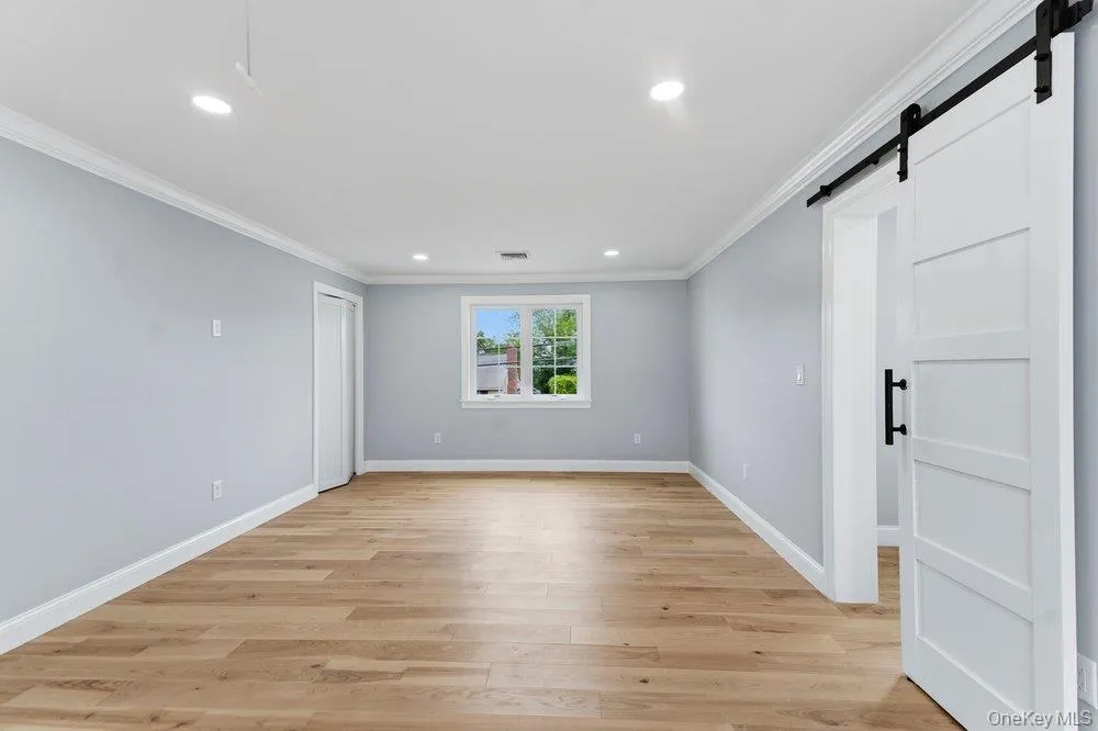 10 california Street Hicksville, NY 11801