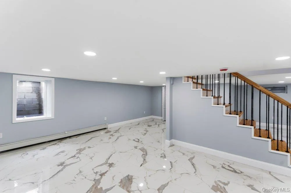 10 california Street Hicksville, NY 11801
