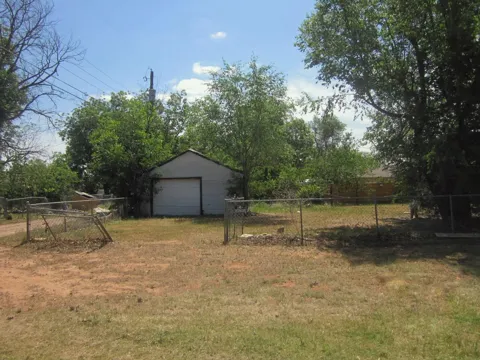 401 Avenue F SE