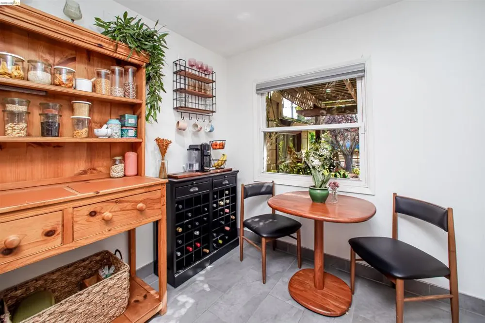 21367 Rizzo Ave Castro Valley, CA 94546