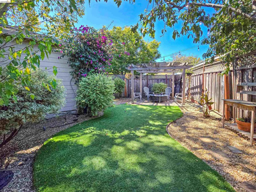 21367 Rizzo Ave Castro Valley, CA 94546