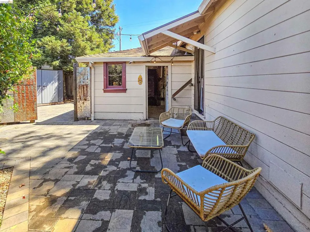 21367 Rizzo Ave Castro Valley, CA 94546