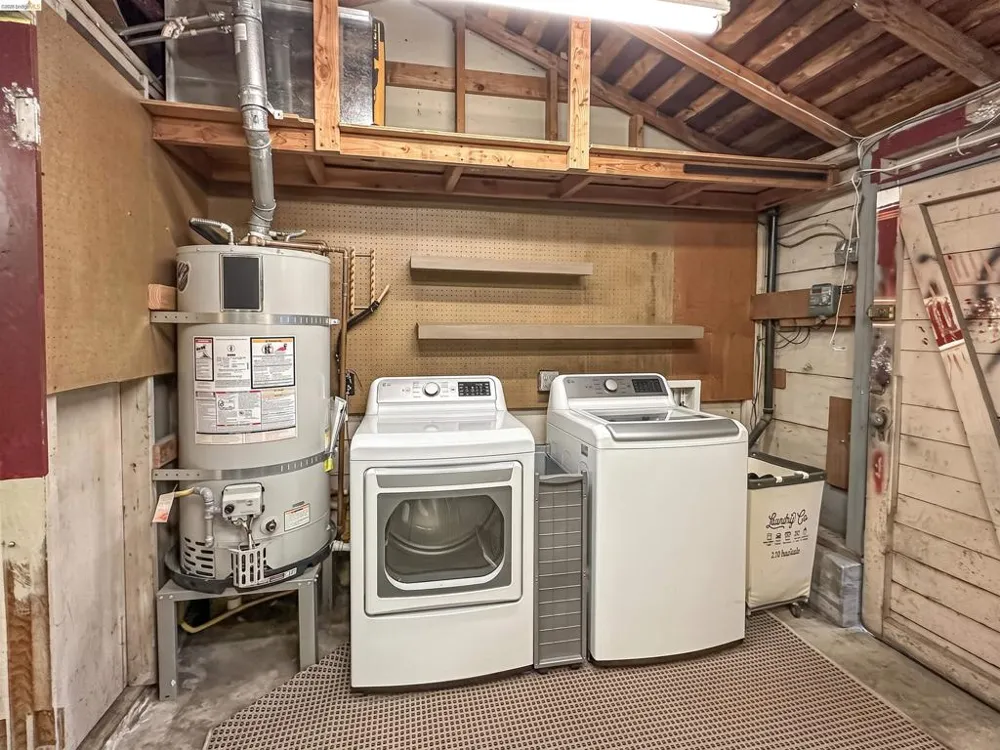 21367 Rizzo Ave Castro Valley, CA 94546