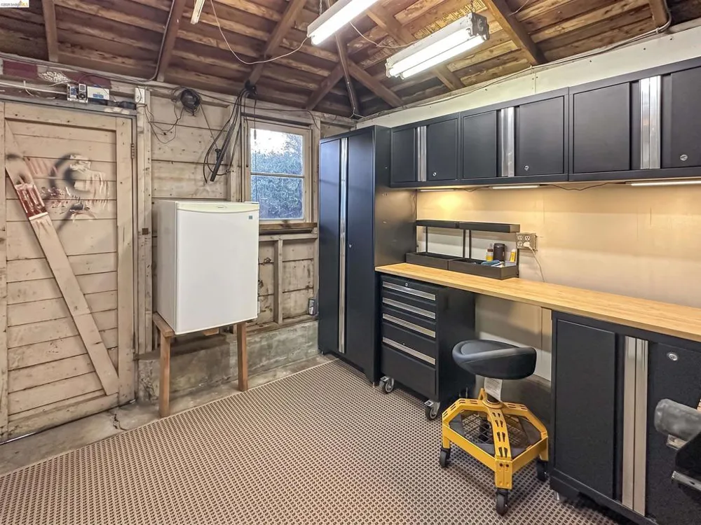 21367 Rizzo Ave Castro Valley, CA 94546