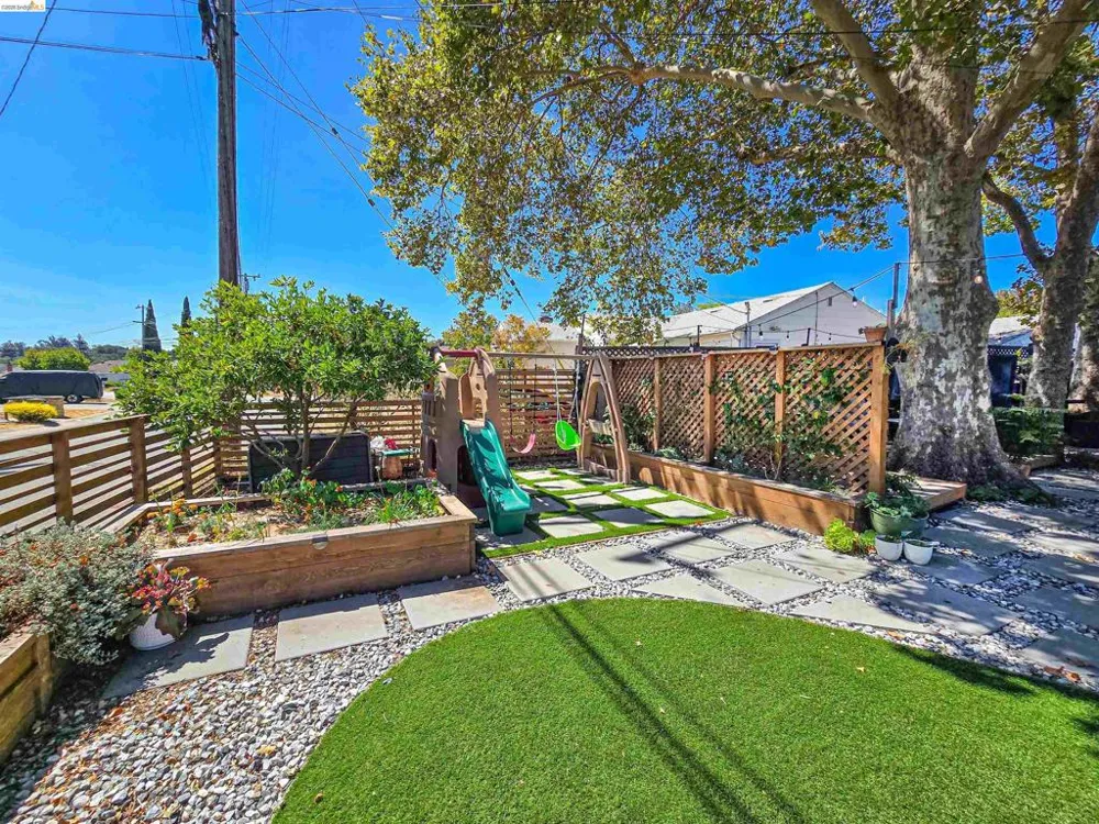 21367 Rizzo Ave Castro Valley, CA 94546