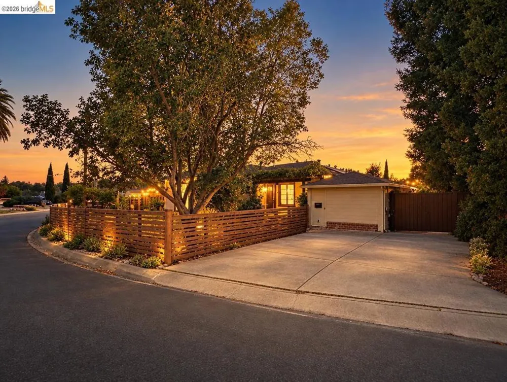 21367 Rizzo Ave Castro Valley, CA 94546