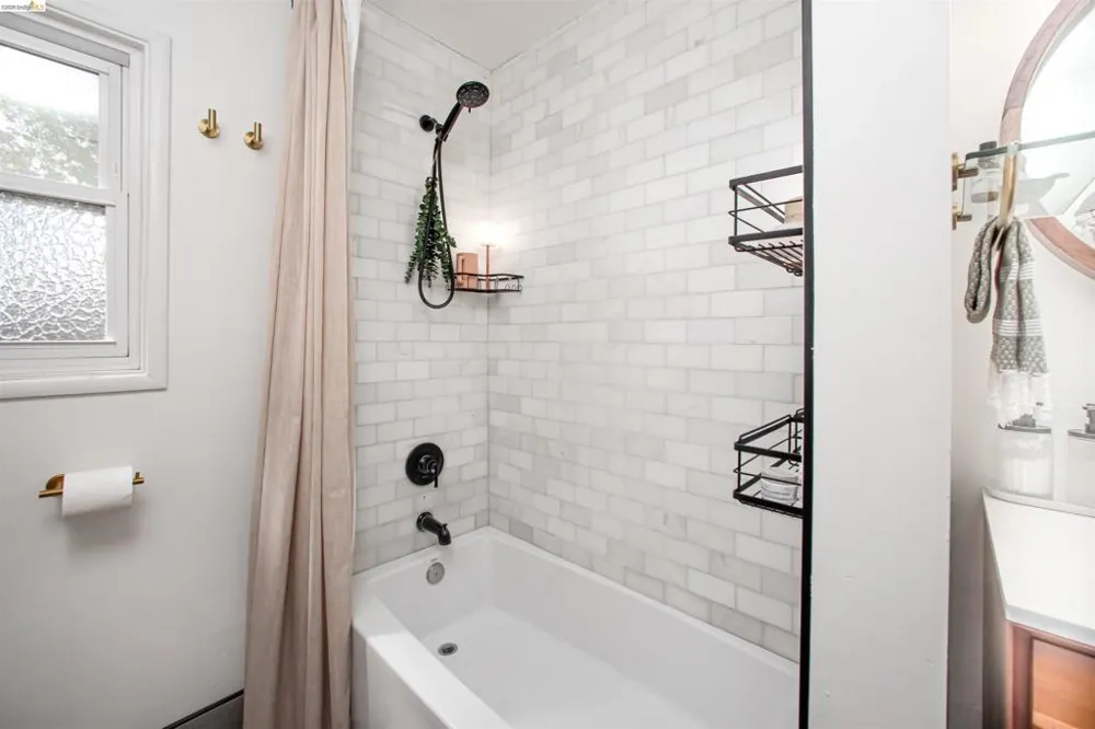 21367 Rizzo Ave Castro Valley, CA 94546