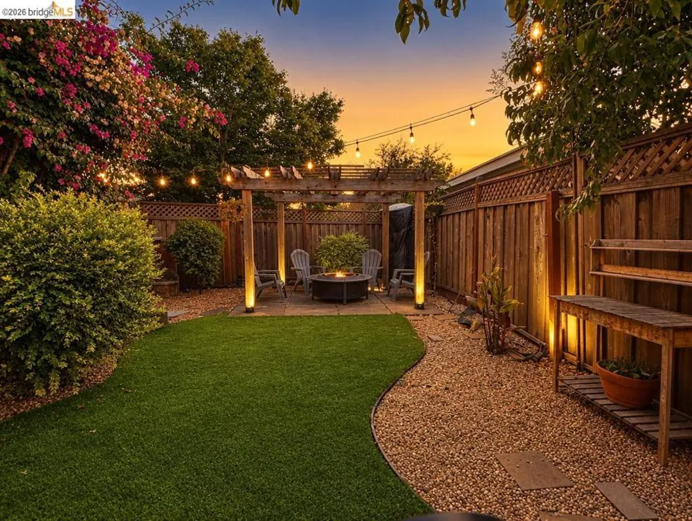 21367 Rizzo Ave Castro Valley, CA 94546